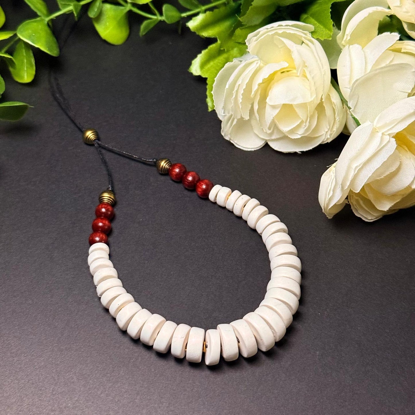 Pearl White Circle Beads Necklace