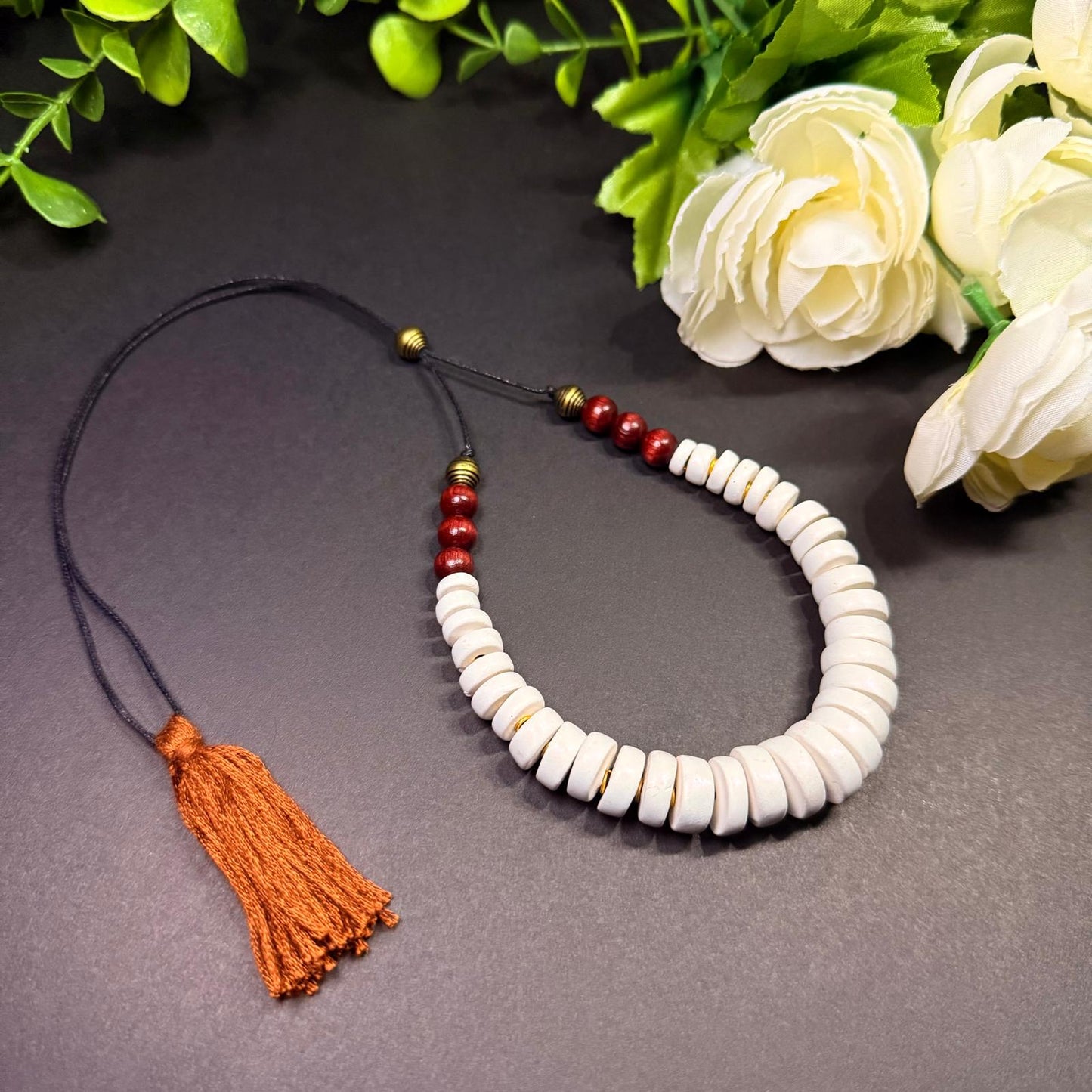 Pearl White Circle Beads Necklace