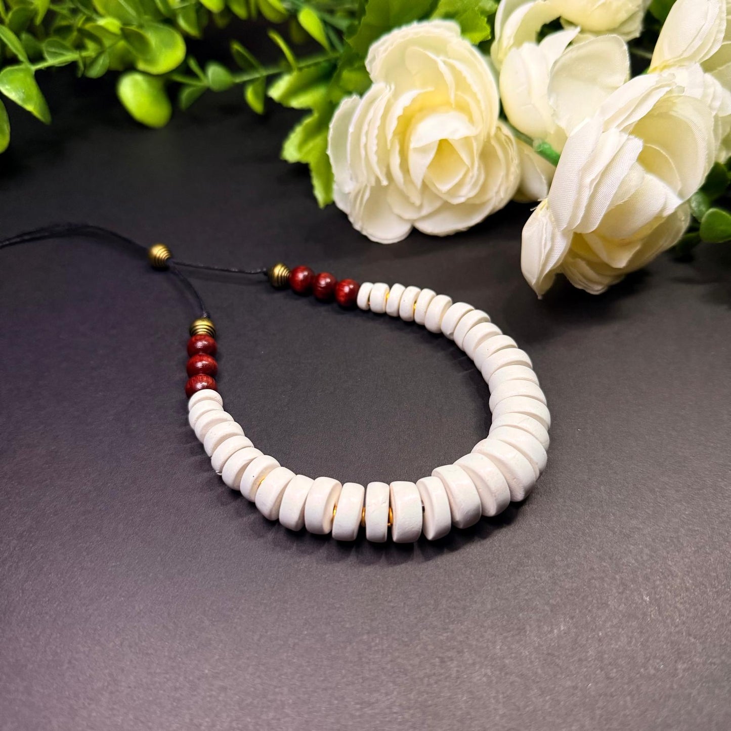 Pearl White Circle Beads Necklace