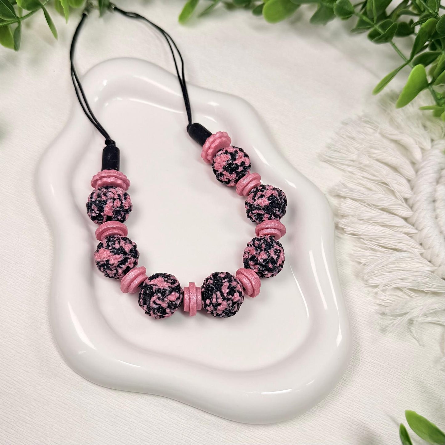 Noir Rose Textured Beads Set