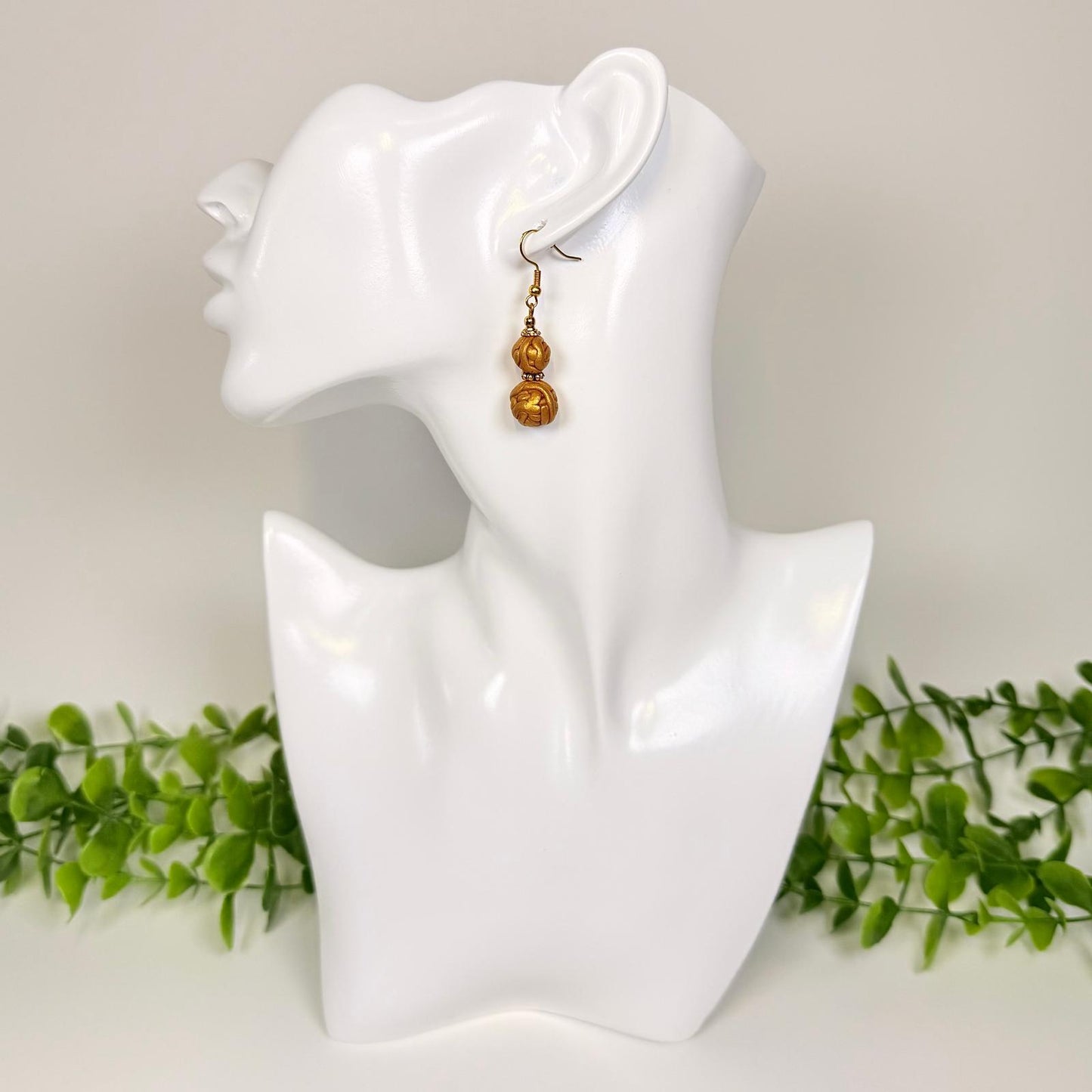 Golden Entwined Beads Set