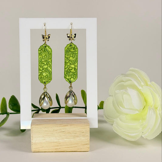 Blooming Pearl Drop Earrings