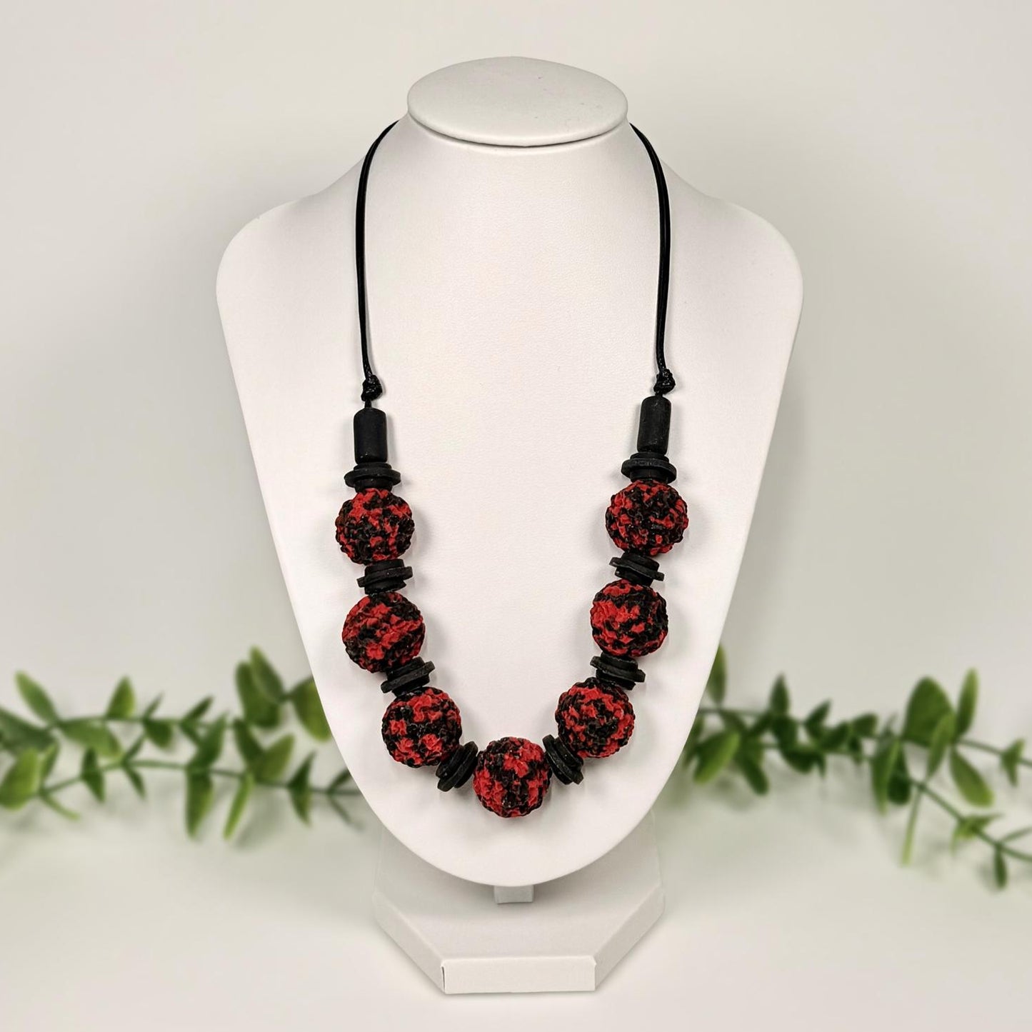 Crimson Black Textured Beads Set