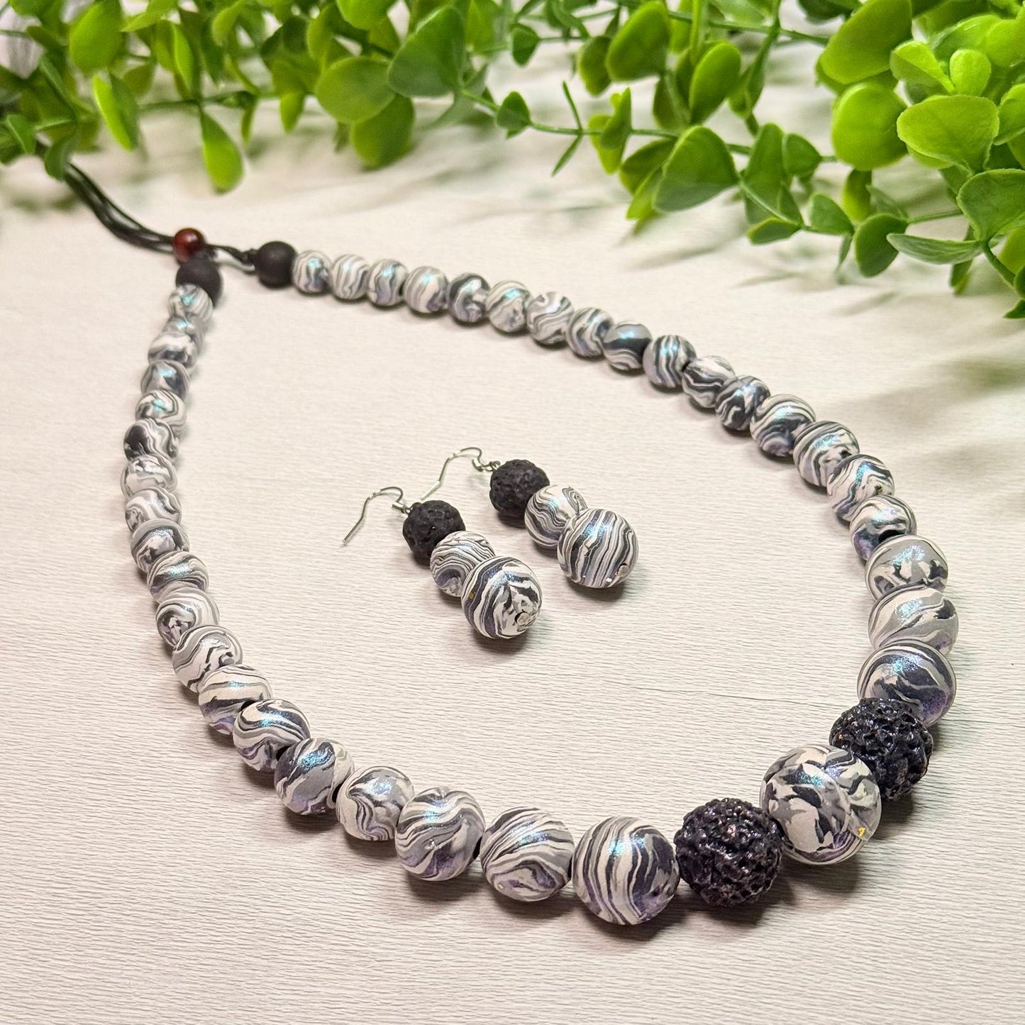 Black and White Dual-Tone Marble Beaded Set