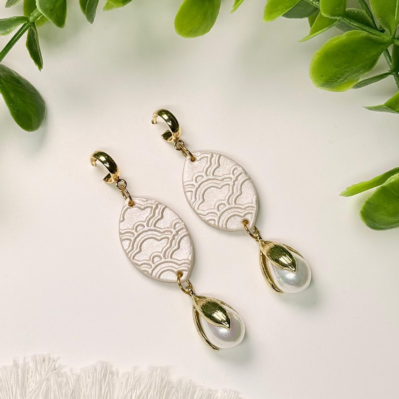 Ivory Pearl Earrings